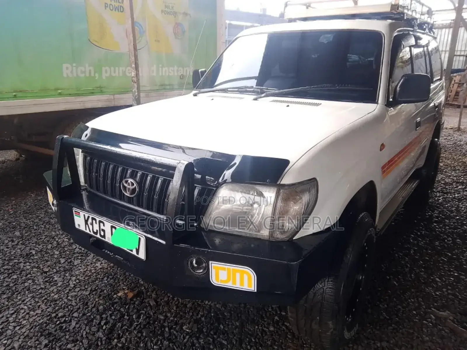 Toyota Land Cruiser PRADO 2003 White