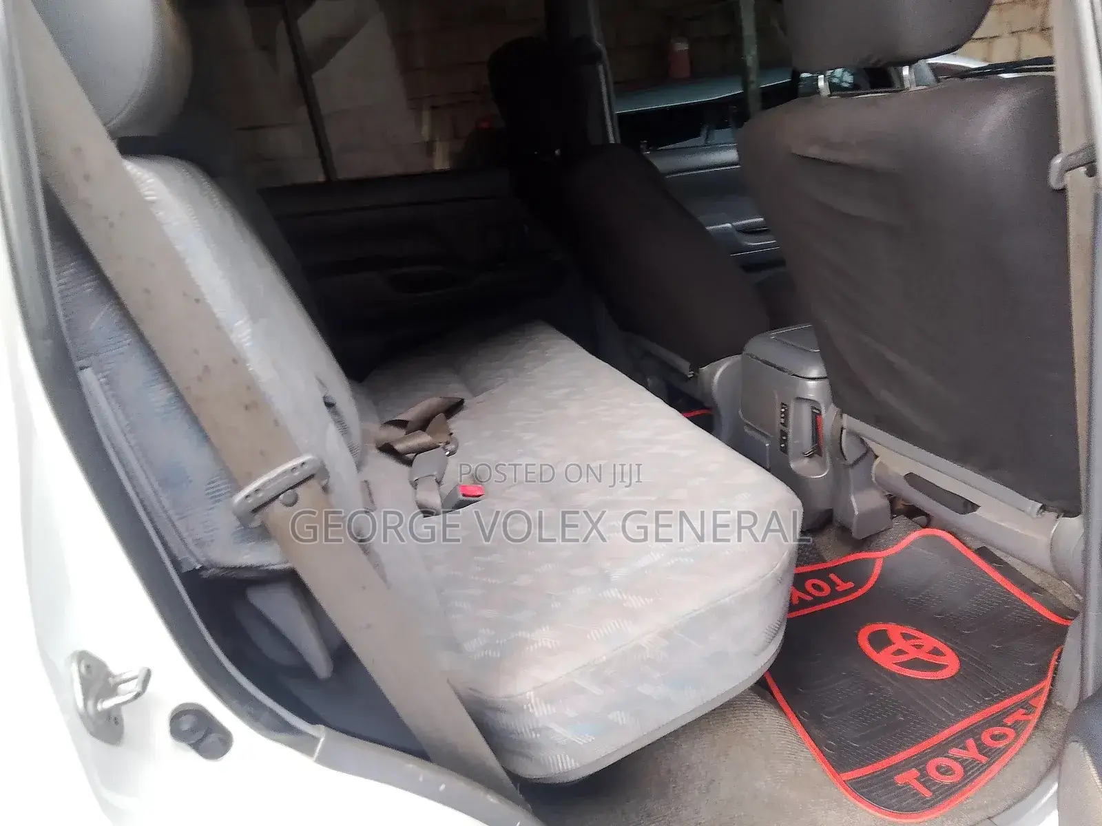 Toyota Land Cruiser PRADO 2003 White
