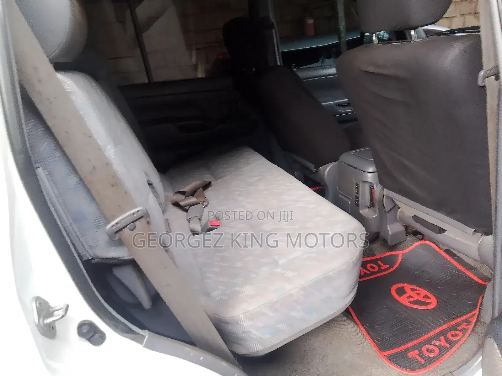 Toyota Land Cruiser PRADO 2003 White