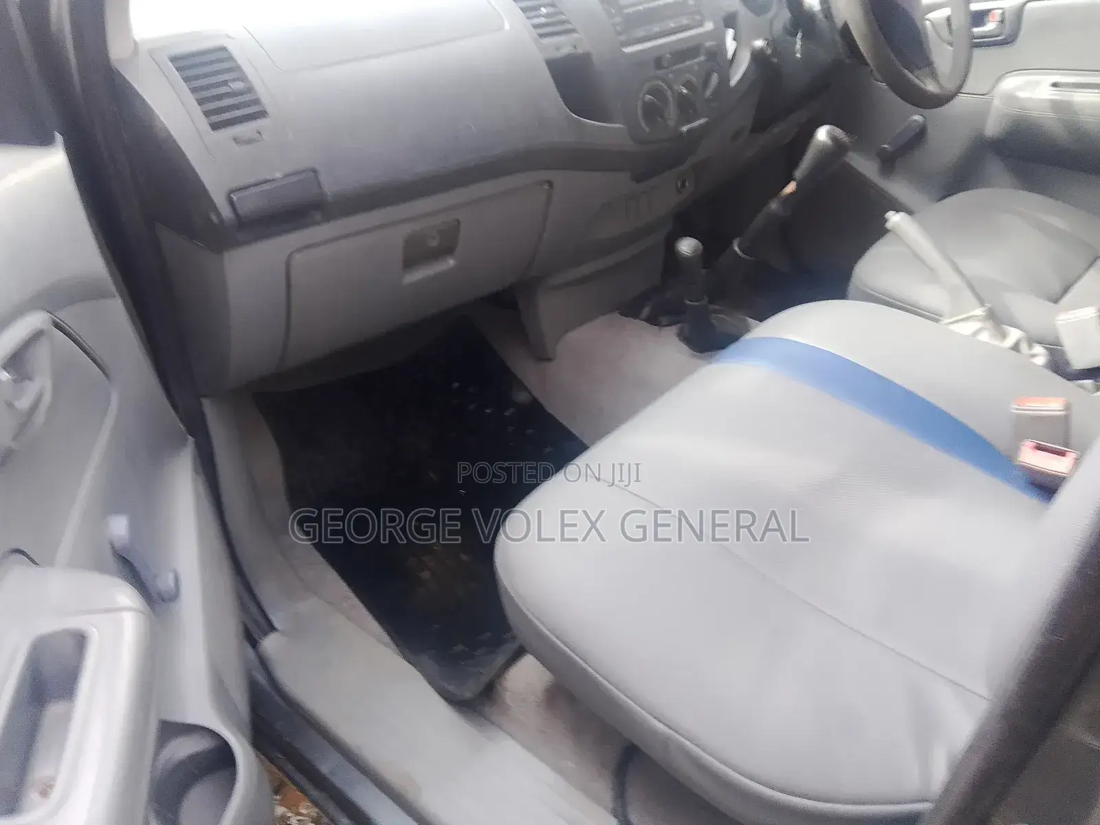Toyota Hilux 2.7 VVT-i 4X4 SRX 2010 Gray