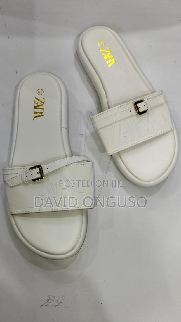 Ladies Slides - main view