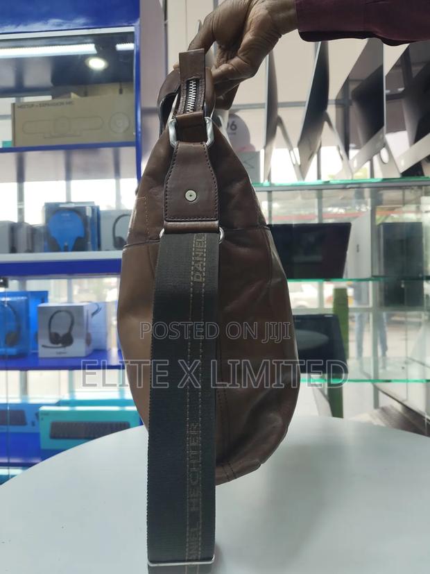 Brown Leather Shoulder Bag (14.0 Inches) - thumbnail 3