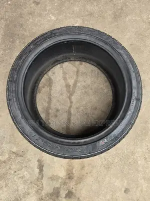 235 /40 R18 Maxxis (Taiwan)