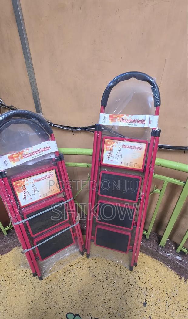 Red 3 Steps Ladder