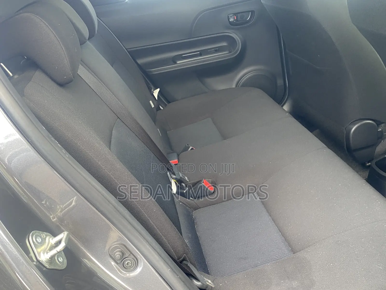 Toyota Aqua 2019 Gray