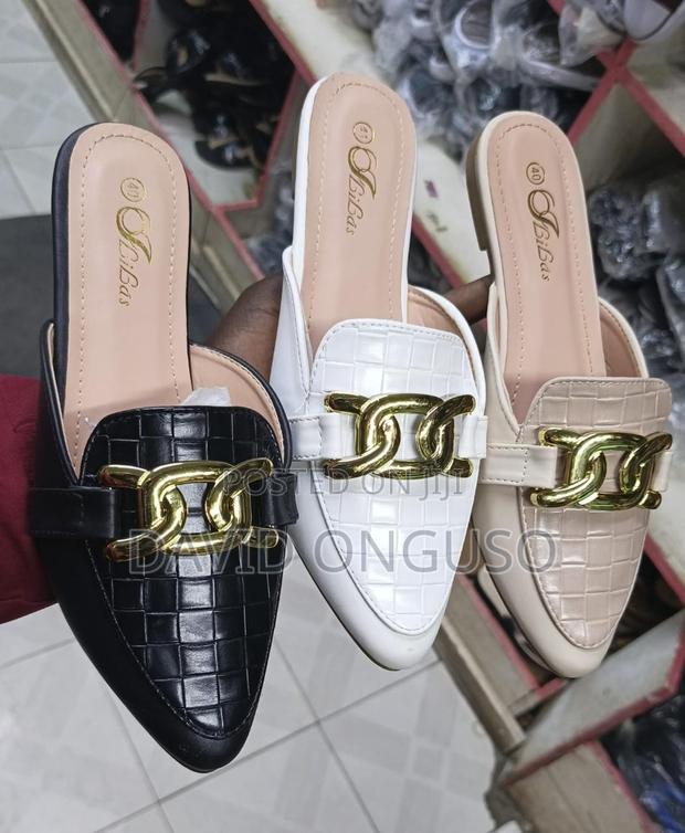 Ladies Official Shoes - thumbnail 3