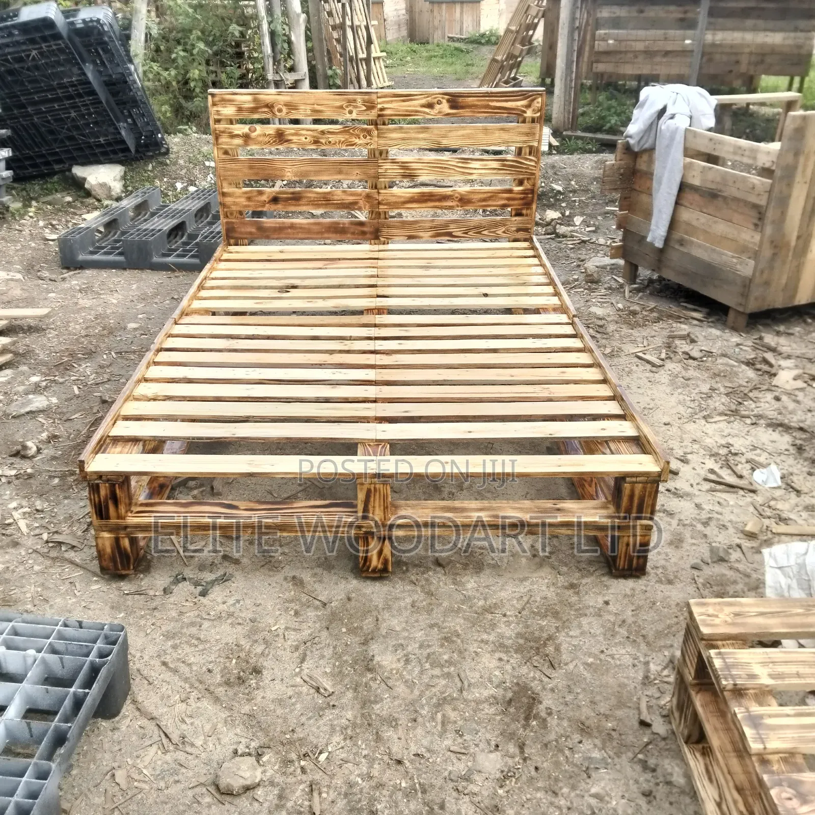 4*6 Rustic Pallet Bed