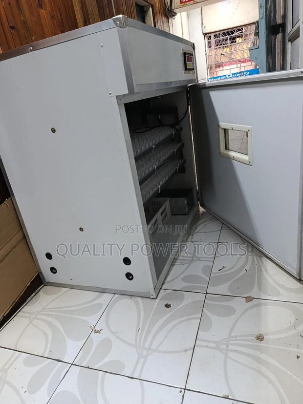 520 Automatic Egg Hatch - main view