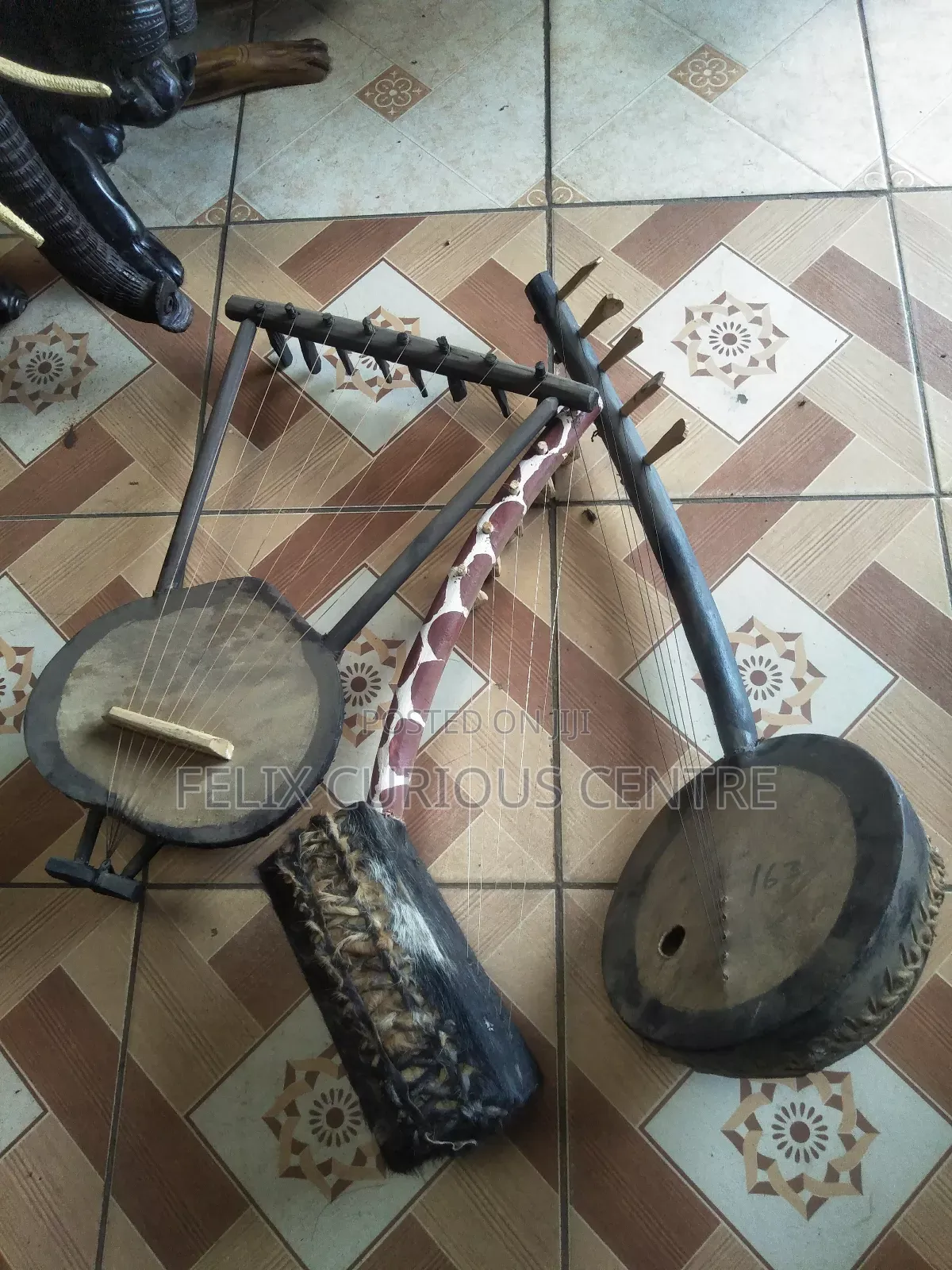 Nyatiti(Kamba Nane)