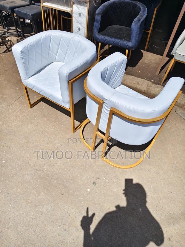 Salon Styling White C Shape Seats - thumbnail 2