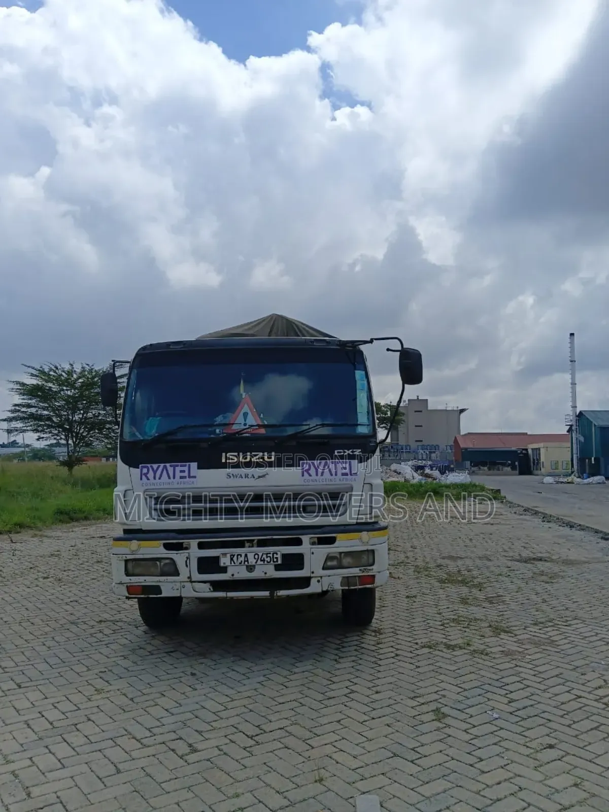 Highsided Trailers Are Available for Load Delivery and Logistics
