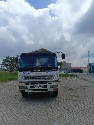 Highsided Trailers Are Available for Load Delivery and Logistics