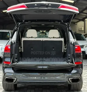 BMW X7 2020