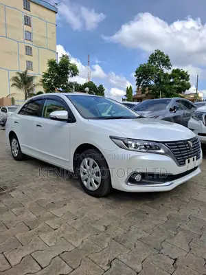 Toyota Premio 2018 Pearl