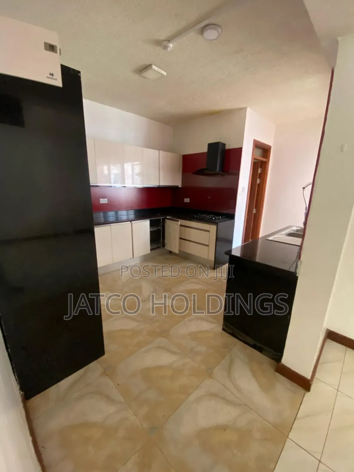 3bdrm Apartment in Parklands for sale