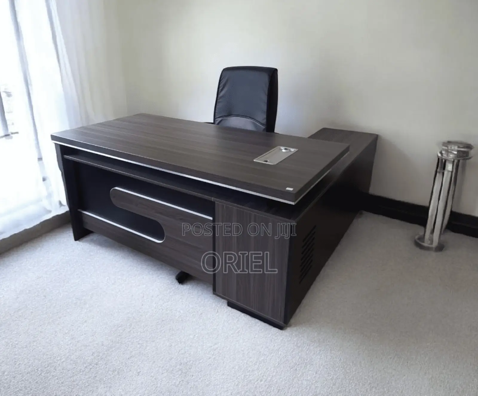 Office Desk : 1600mm Professional Executive L-Shaped Office Desk