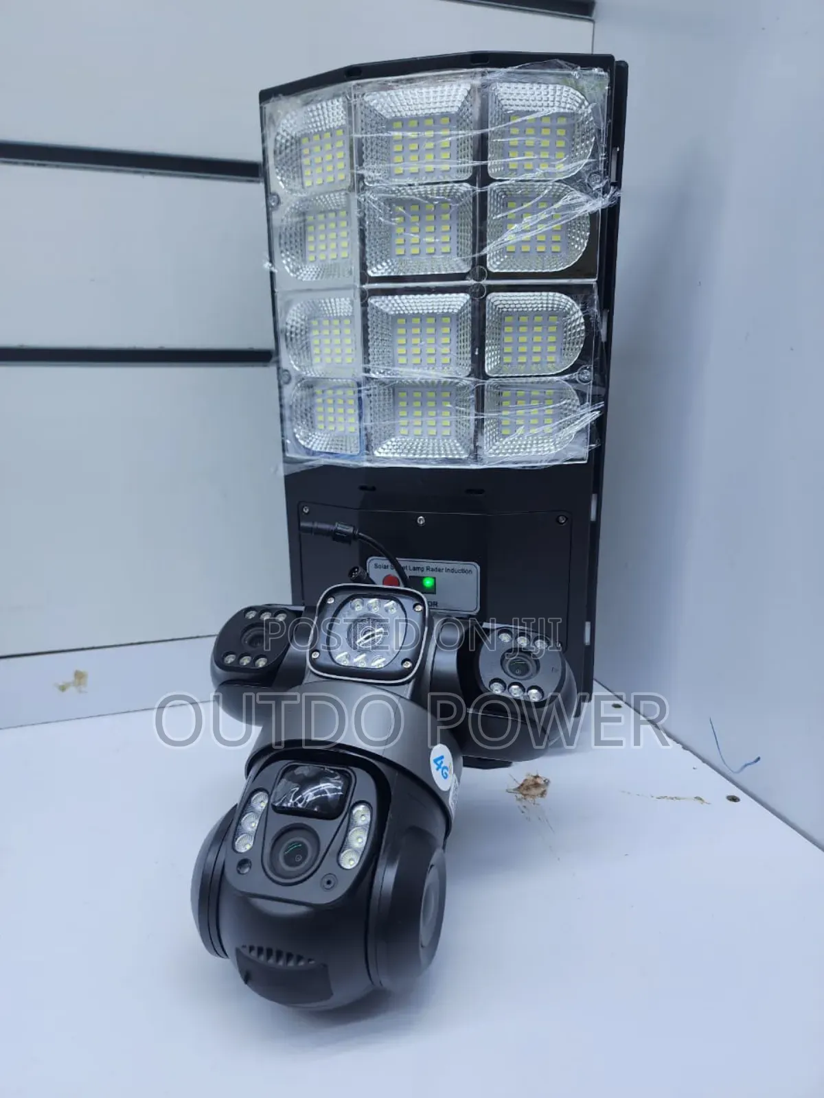 4g Tripple Lens Camera With Street Light