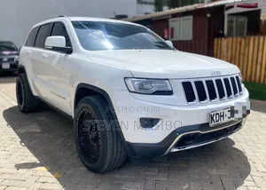 Jeep Grand Cherokee Laredo 4dr 4x4 2016 White