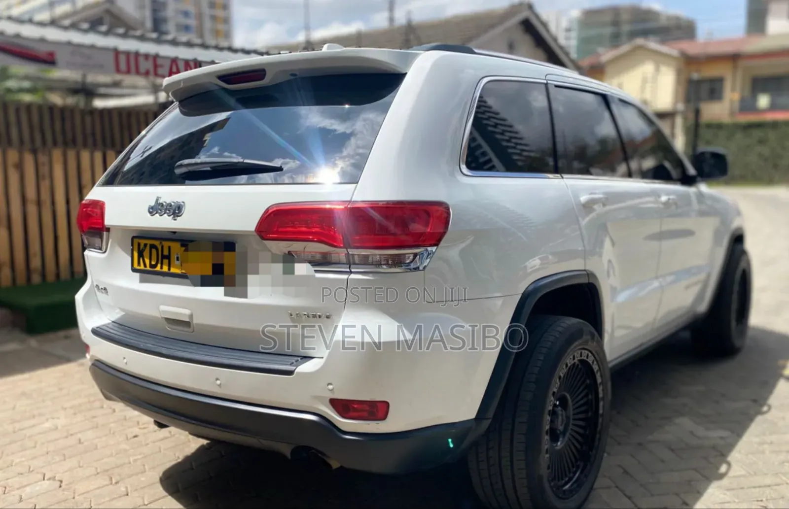 Jeep Grand Cherokee Laredo 4dr 4x4 2016 White