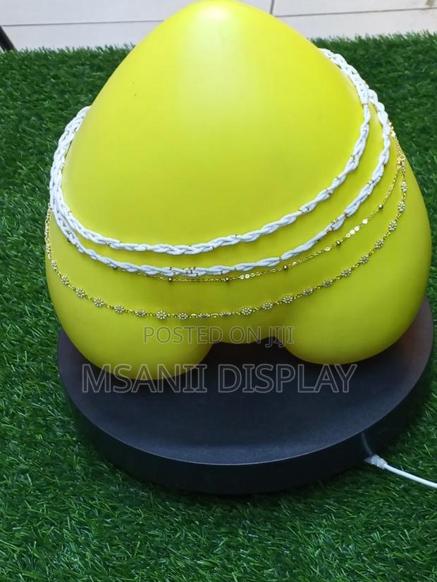 Apple Panty Display - main view