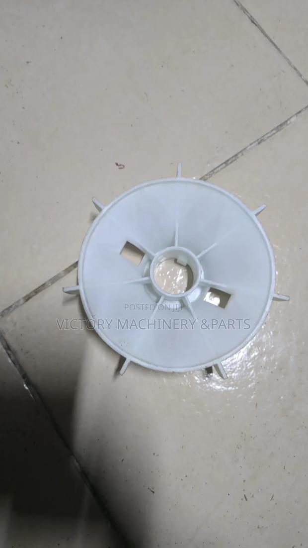 Y 132  Motor Fun - thumbnail 2