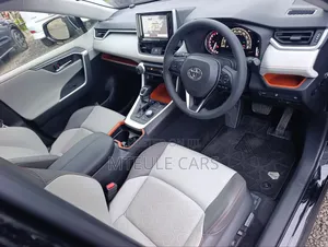 Toyota RAV4 Adventure 2019 Black