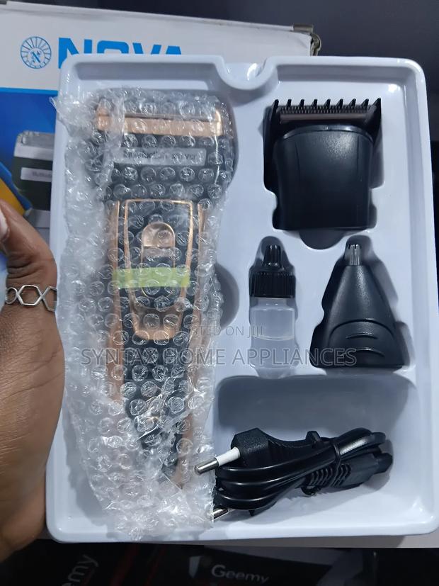 Geemy Professional Hair Clippers - thumbnail 2