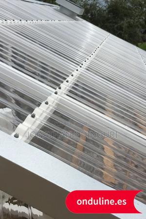 Transparent Hollow Polycarbonate Panel - thumbnail 2