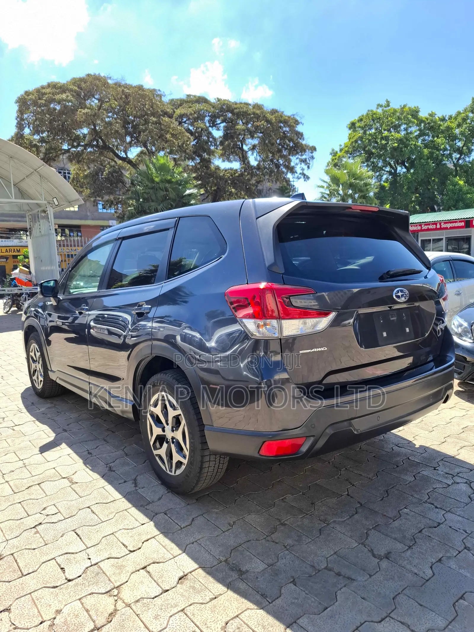 Subaru Forester 2019 Gray