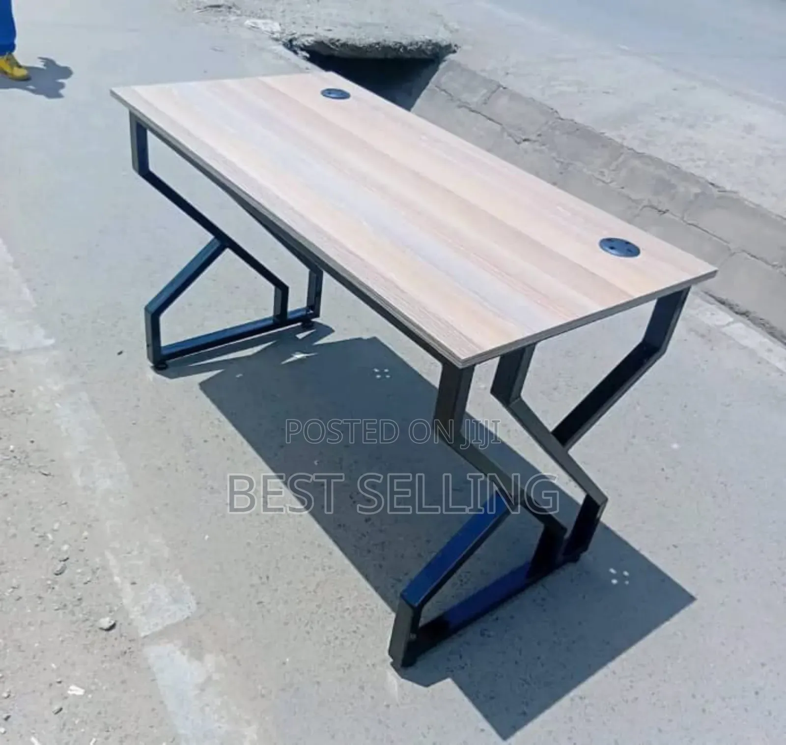 Wooden Top Metallic Study Desk