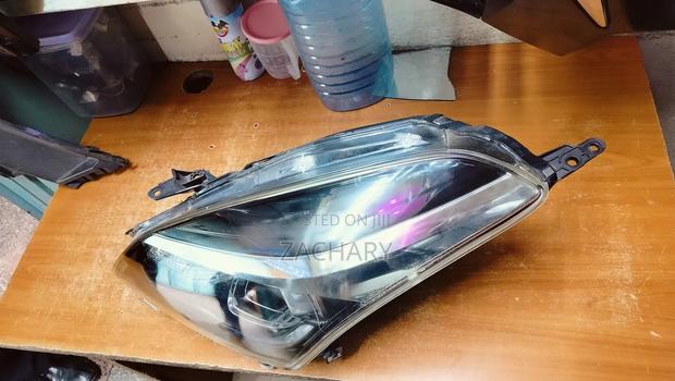 Suzuki Baleno 2017 Headlight Xenon - main view