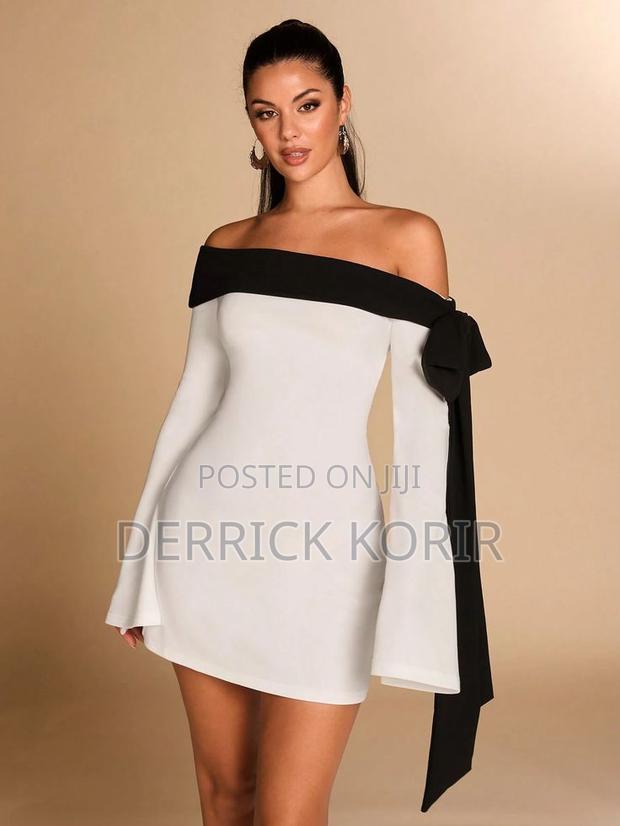 Mini Dresses - thumbnail 4