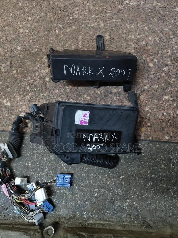 Mark X 2007 Fusebox