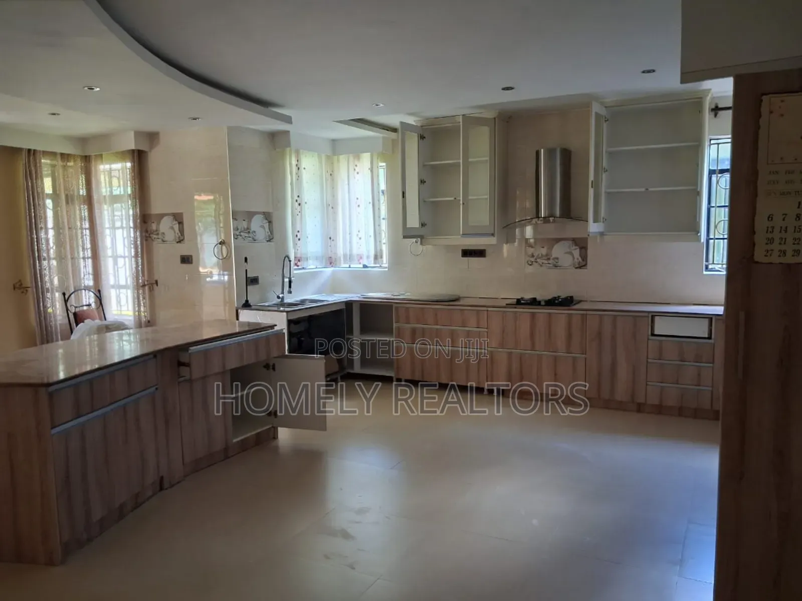 4bdrm Maisonette in Nairobi, Karen for rent