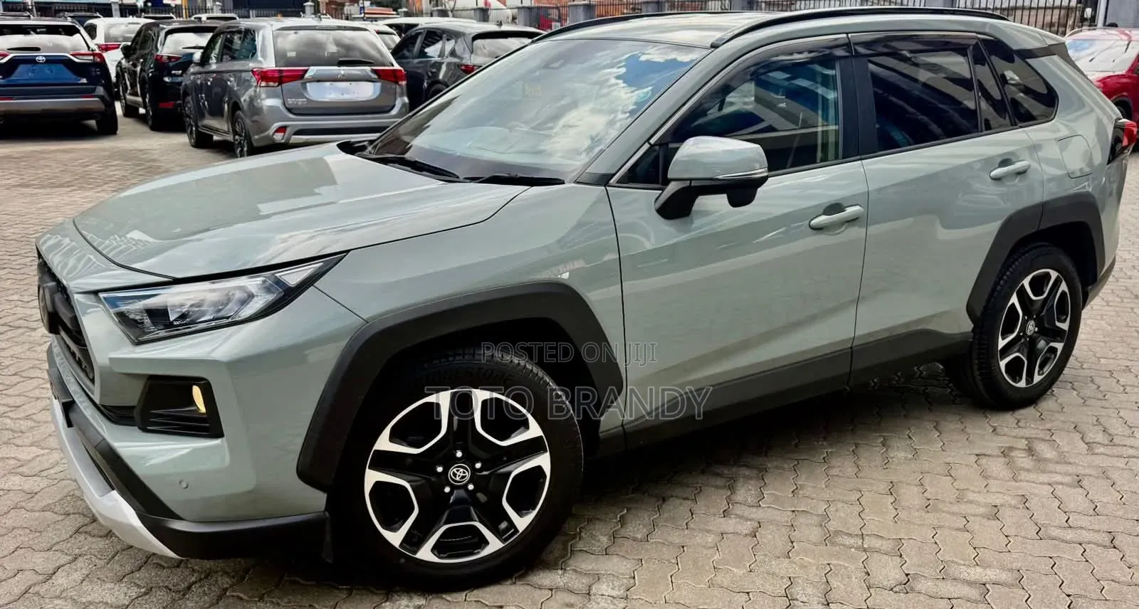 Toyota RAV4 Adventure 2019 Green