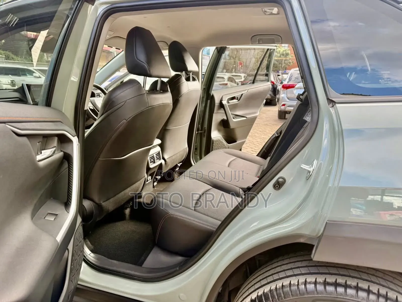 Toyota RAV4 Adventure 2019 Green