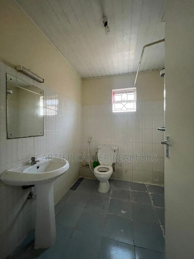 4bdrm Bungalow in South C for sale - thumbnail 7