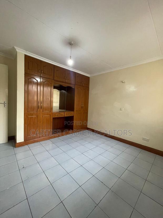 4bdrm Bungalow in South C for sale - thumbnail 12