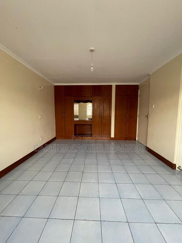 4bdrm Bungalow in South C for sale - thumbnail 14