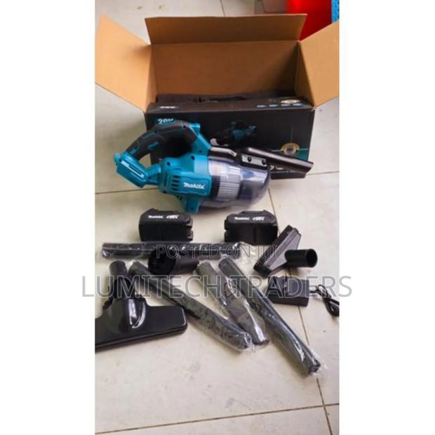 Makita Vacuum Cordless Cleaner