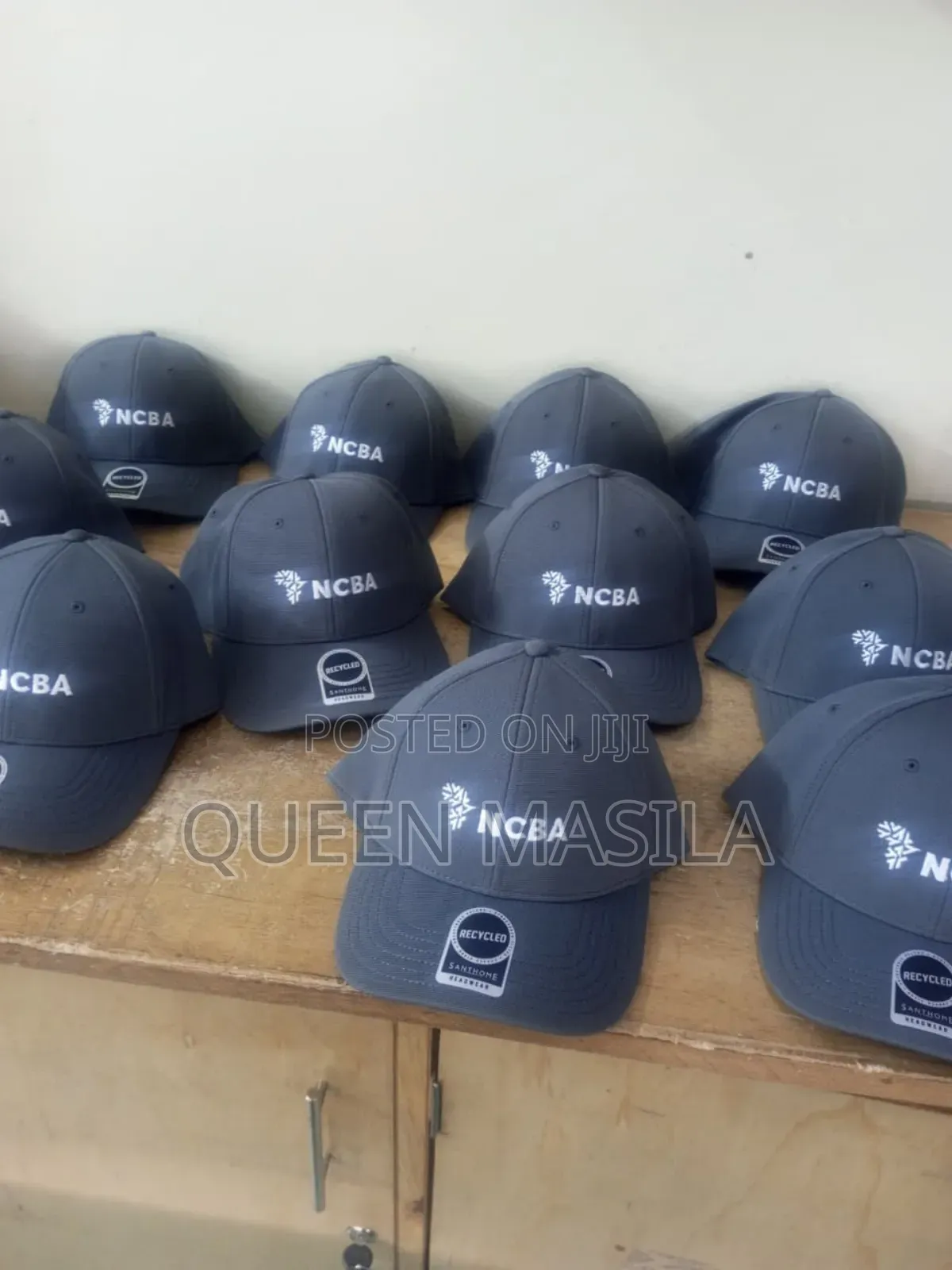 Caps Branding