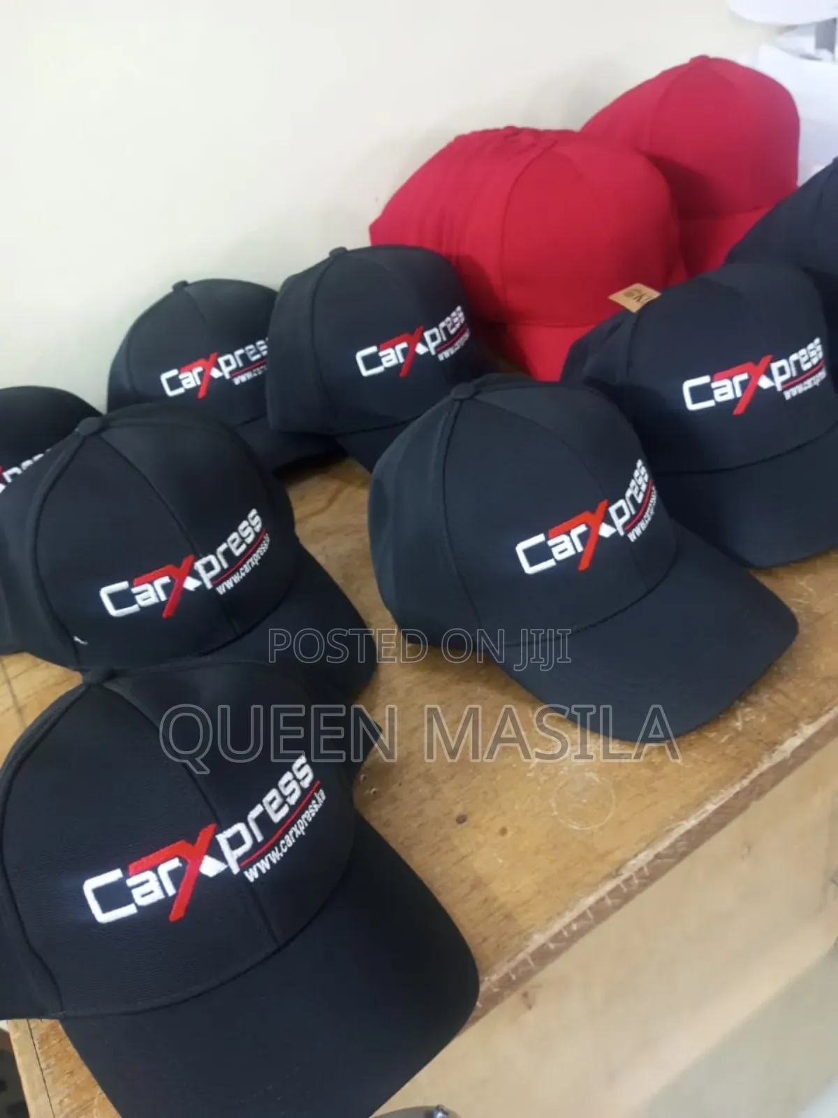 Caps Branding