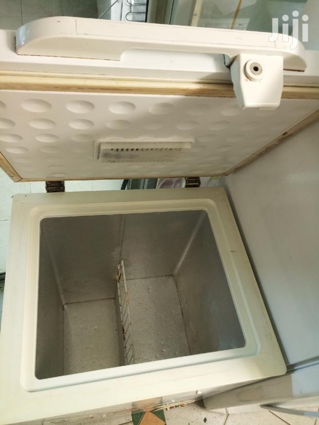 Mini Chest Freezer - thumbnail 3