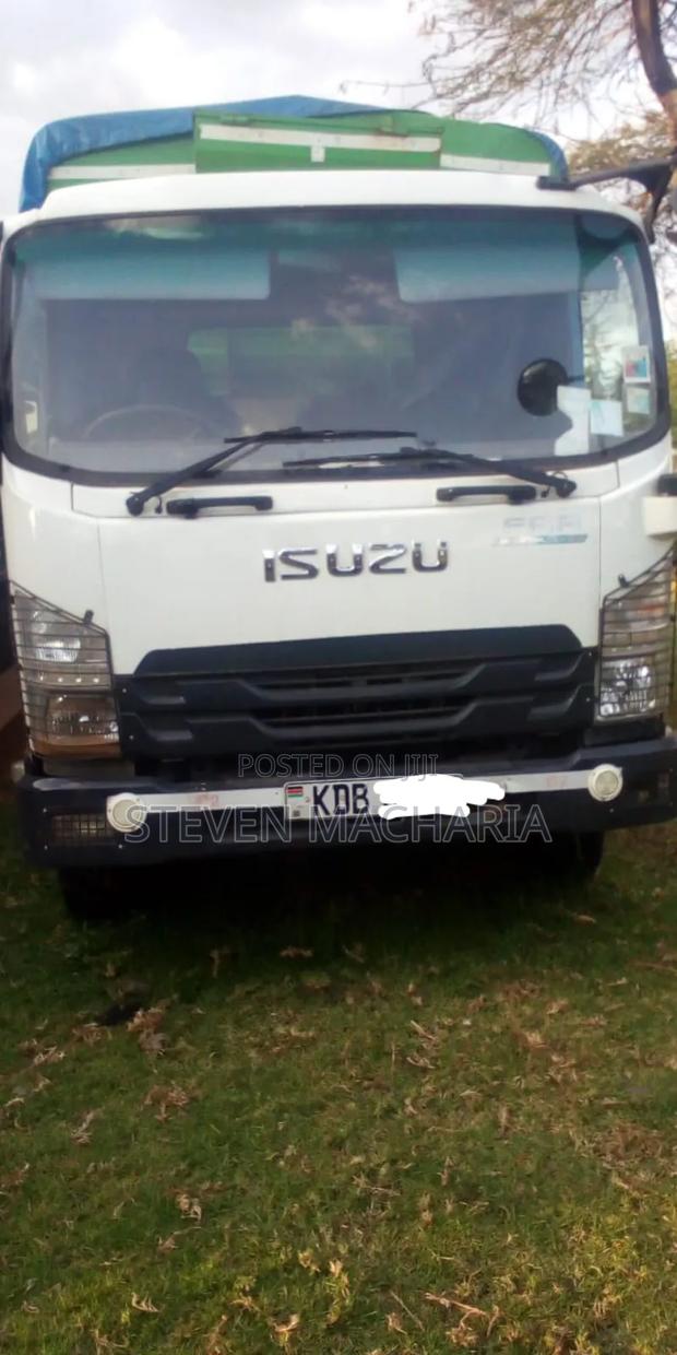 Isuzu FRR 90. Slay Queen - thumbnail 2