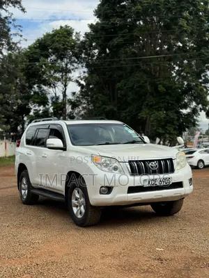 Toyota Land Cruiser Prado 2.7 i 2012 White