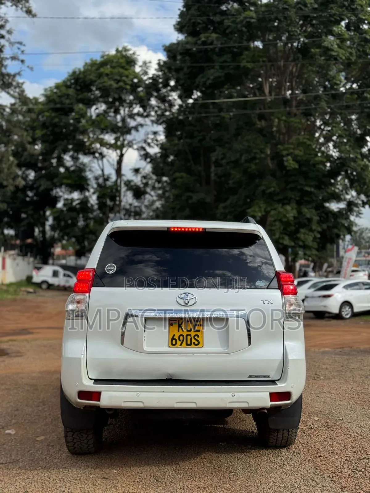Toyota Land Cruiser Prado 2.7 i 2012 White