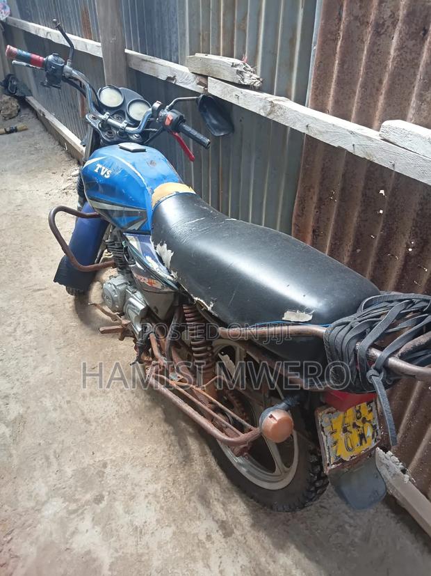 TVS HLX 125 2019 Blue - main view