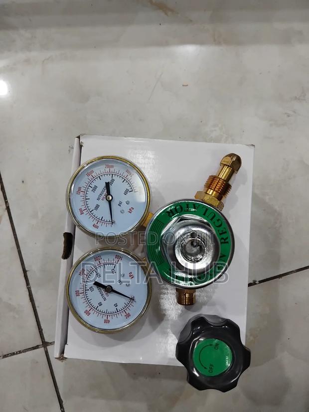 Heavy Duty Nitrogen Gas Cylinder Flow Control Regulator - main view
