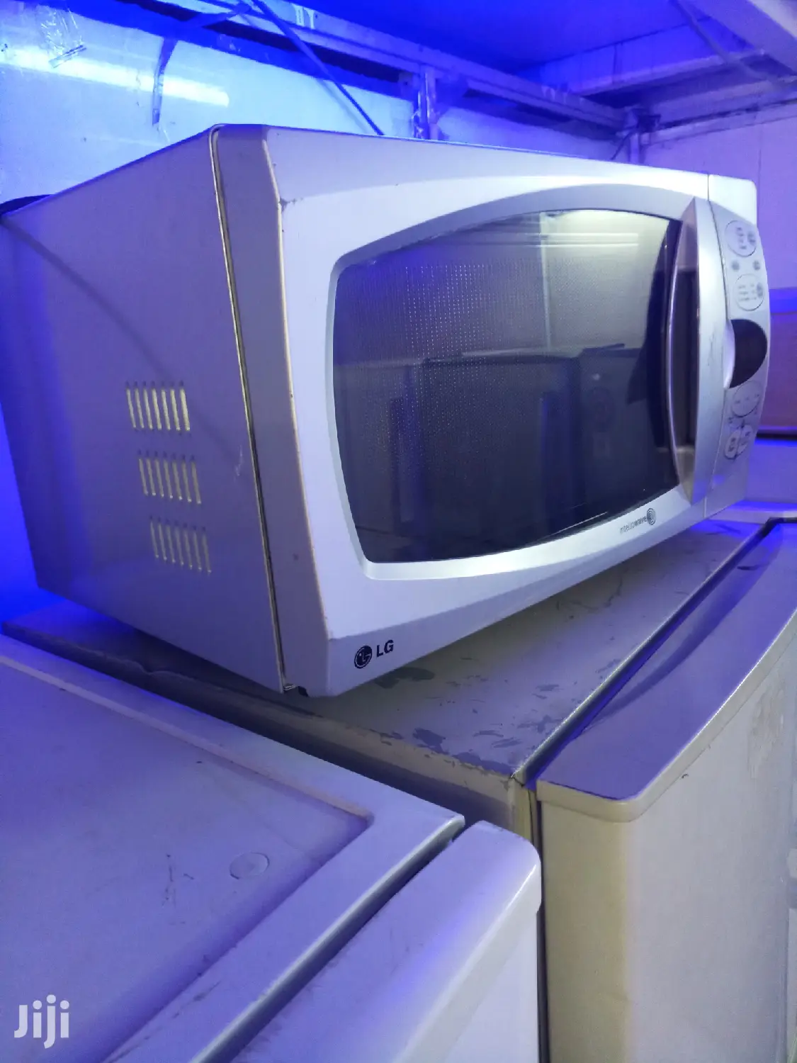 LG Microwave Oven