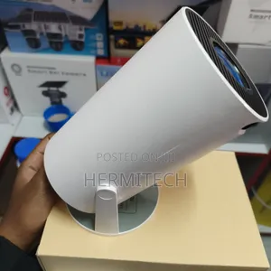 White Mini Projector With Inbuilt Speakers Wifi Smart